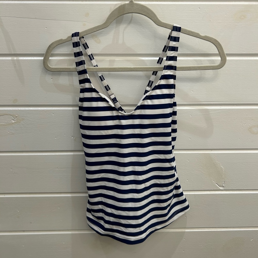 navy and white tankini top <3